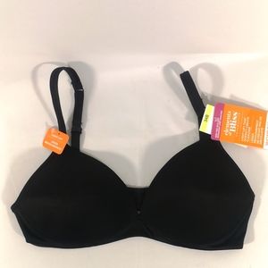 NWT Warner's Wire-Free Light Lift Bra, Black and New with Tags. Size 34B